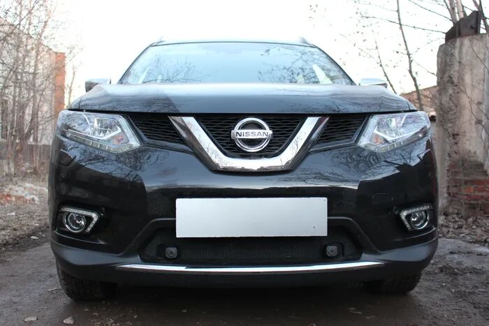 Защита радиатора для Nissan X-Trail T32 2015 - НИЗ c парктроником черный