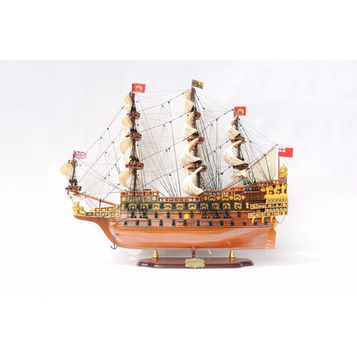 Модель корабля Соверен морей