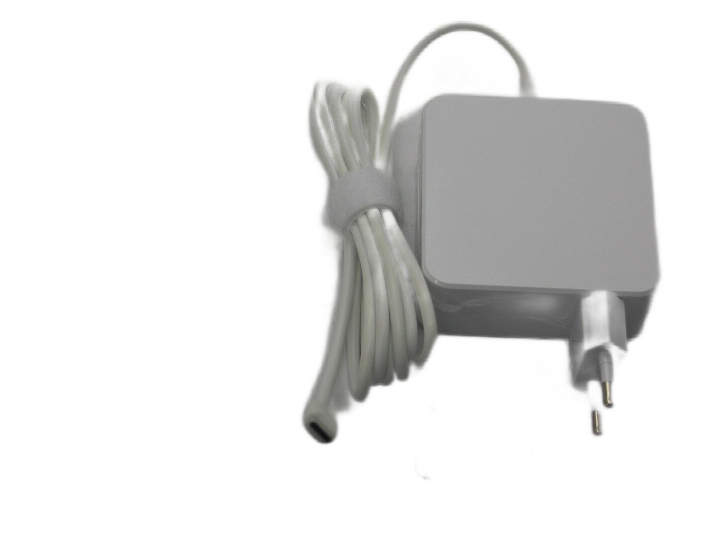 Картинки Блок питания Xiaomi Type-C, 65W, 5V-3A, 9V-3A, 12V-3A, 15V-3A, 20V-3.25A, square shape, белый, ADP-XMI-04