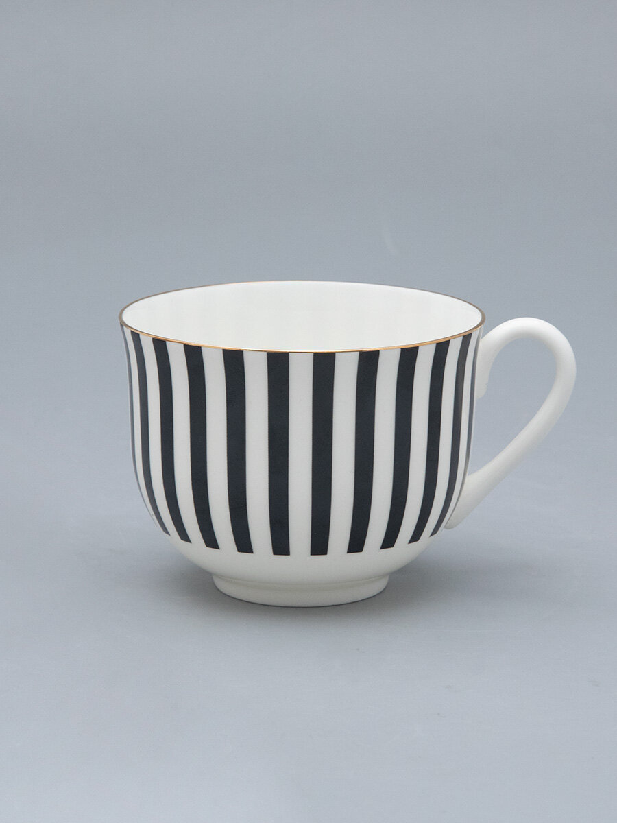 Чайная пара Да и нет, форма Ландыш, Императорский фарфоровый завод , костяной фарфор, черный, отводка золотом, 345 мл — фото 1