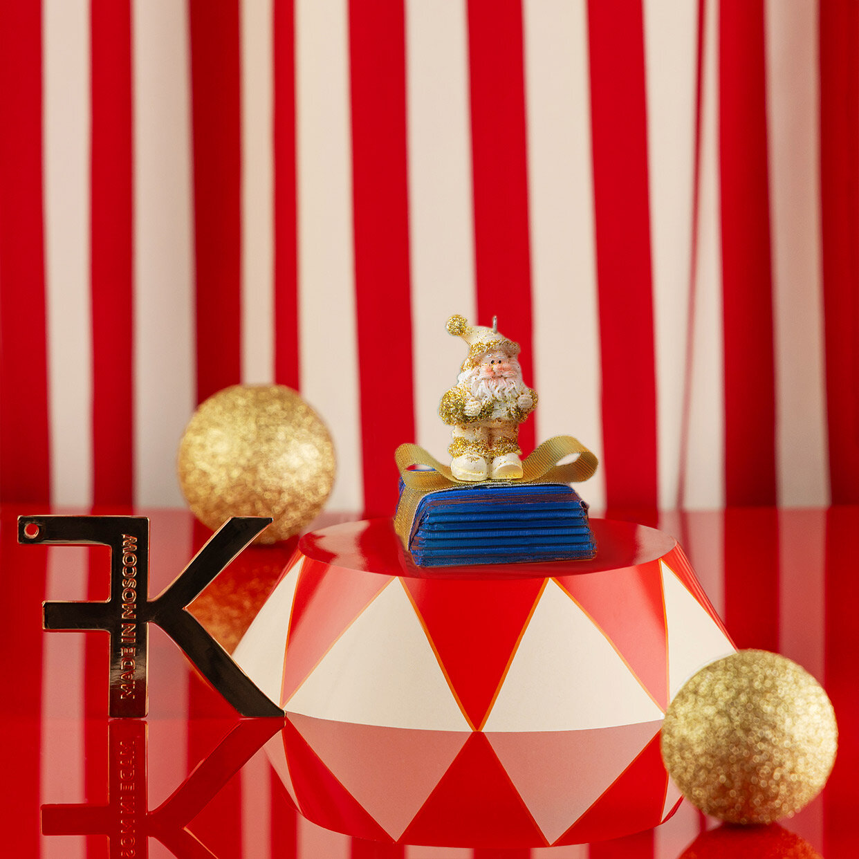 Санта золото декоративная конфета FrenchKiss