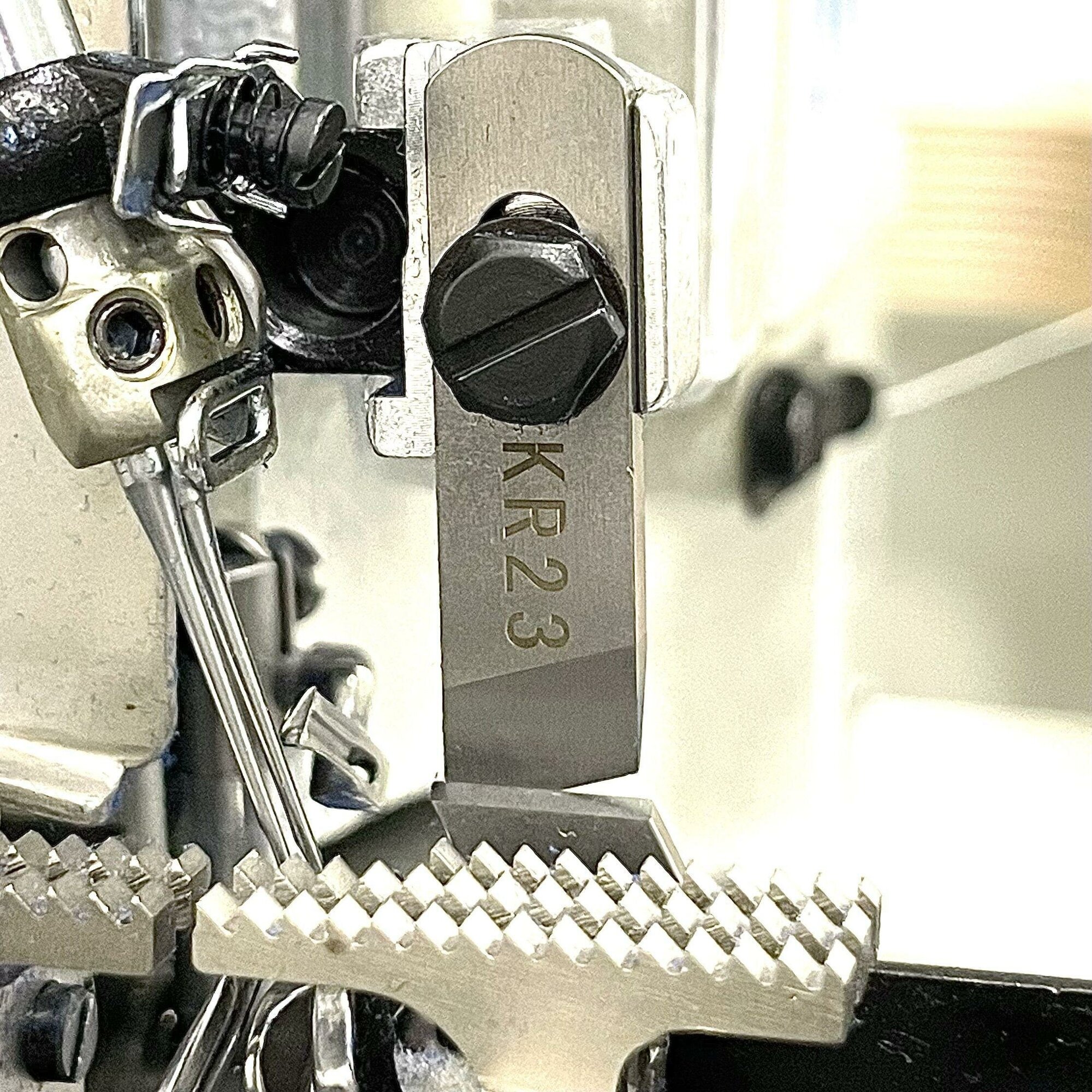 Нож KR35+KR23 (комплект) для промышленного оверлока JUKI, JACK, BRUCE, AURORA 747, 757, 767, E3, E4 - фотография № 4