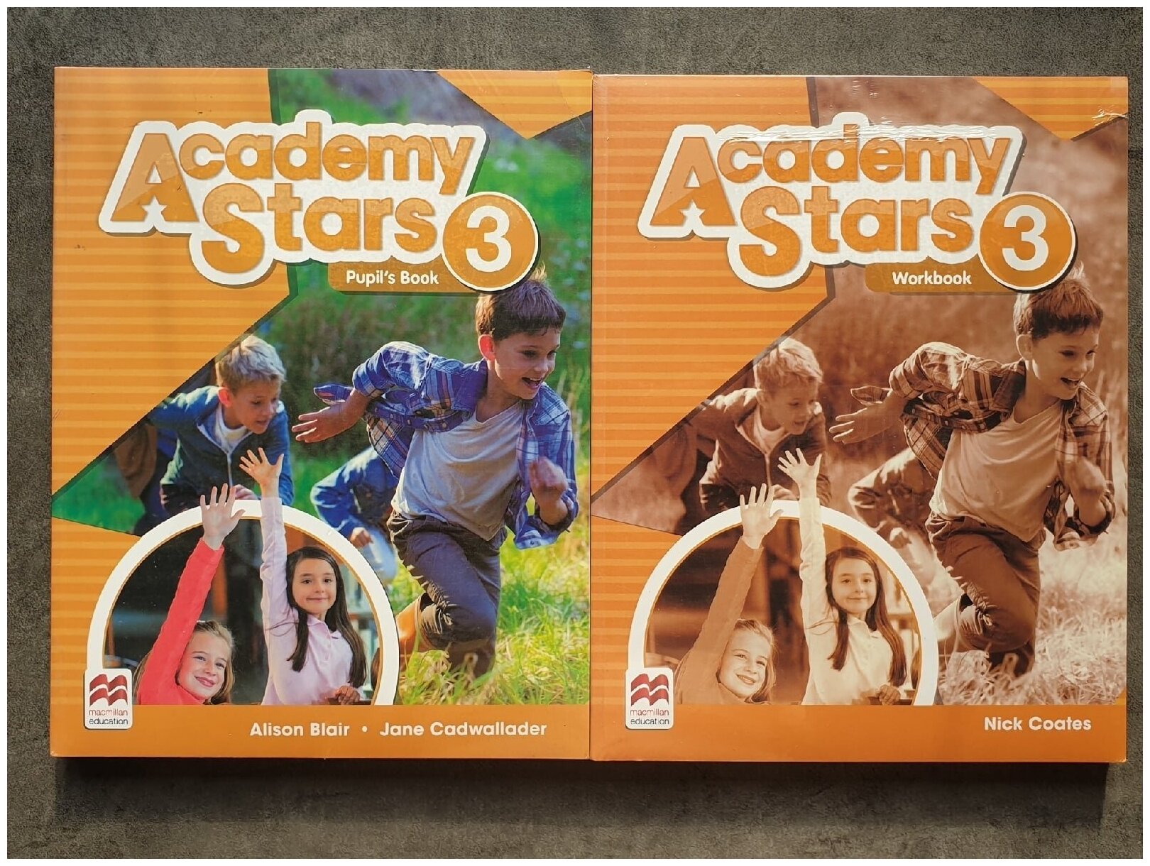 Комплект Academy stars 3: Students' Book and workbook (учебник и рабочая тетрадь 2 книги) + CD-диск. Macmillan