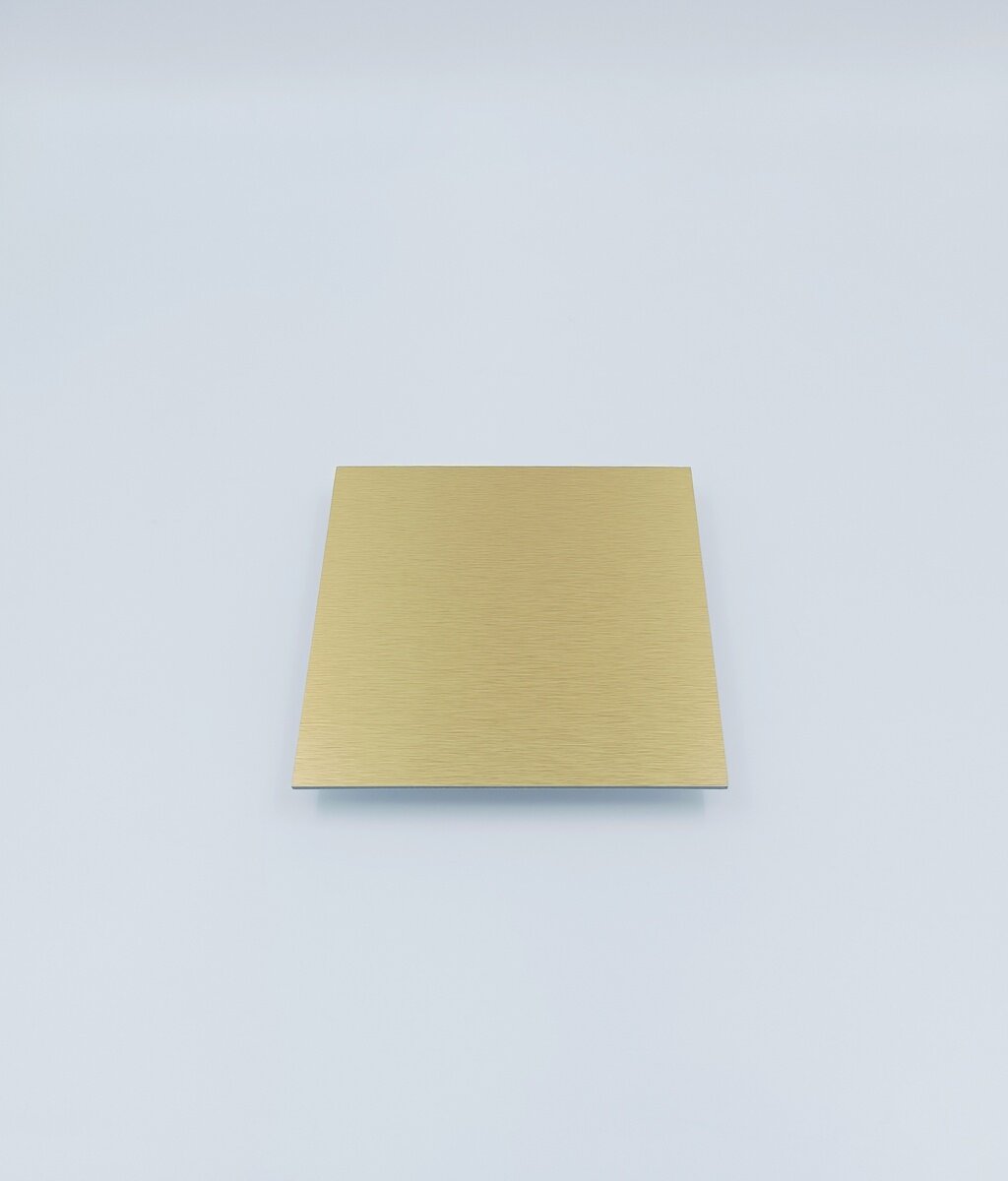 Лицевая панель для вентилятора SYSTEM+, Серия GORIZONT, Ø100, пластик , золото — фото 1