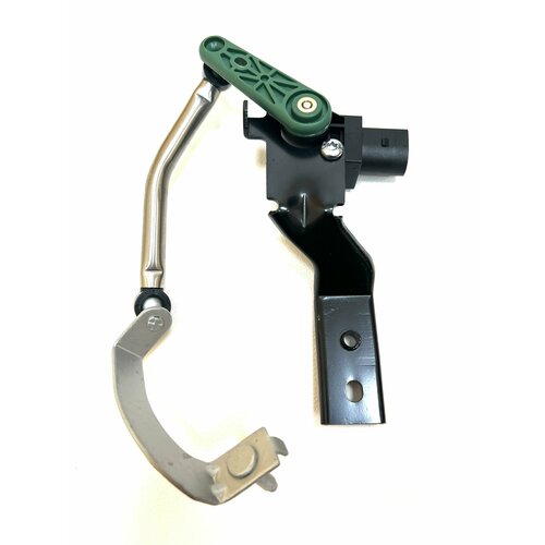 Датчик положения кузова передний правый 5q0412522c 3299₽