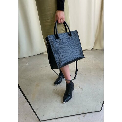 Сумка Shapely, фактура тиснение, черный крокодил