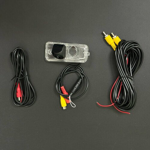 Камера заднего вида Hyundai Creta ix25 SantaFe 2013 2000₽