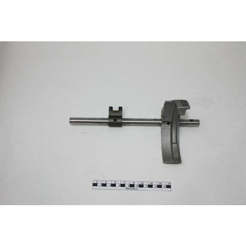 Шток переключения с вилкой 1-2 передачи КПП 5-ступенчатый на Уаз DYMOS 43640T00220