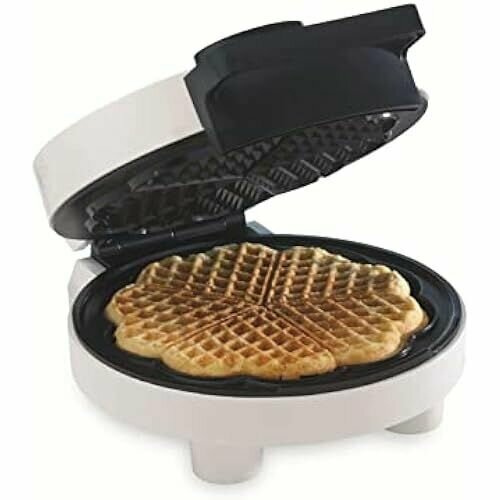 Вафельница Trebs форма сердца 5 уровней температуры двойное антипригарное покрытие вертикальное хранение теплоизолированная ручка нескользящие ножки белый 13100 1428800₽