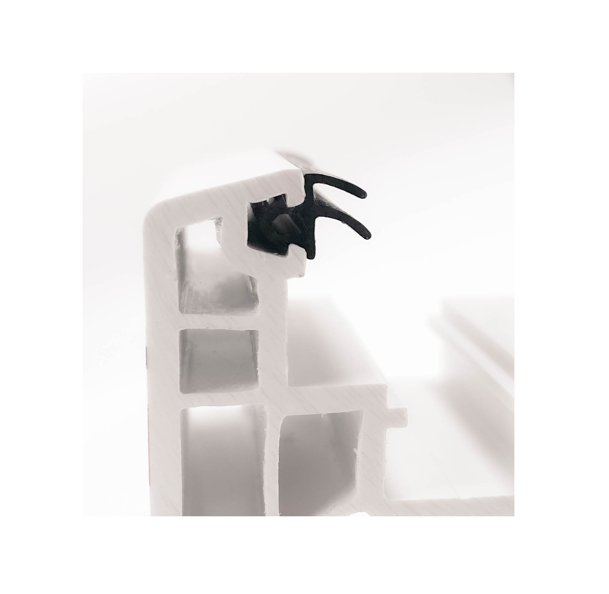 фото Уплотнитель для окон Rehau 952, 20м