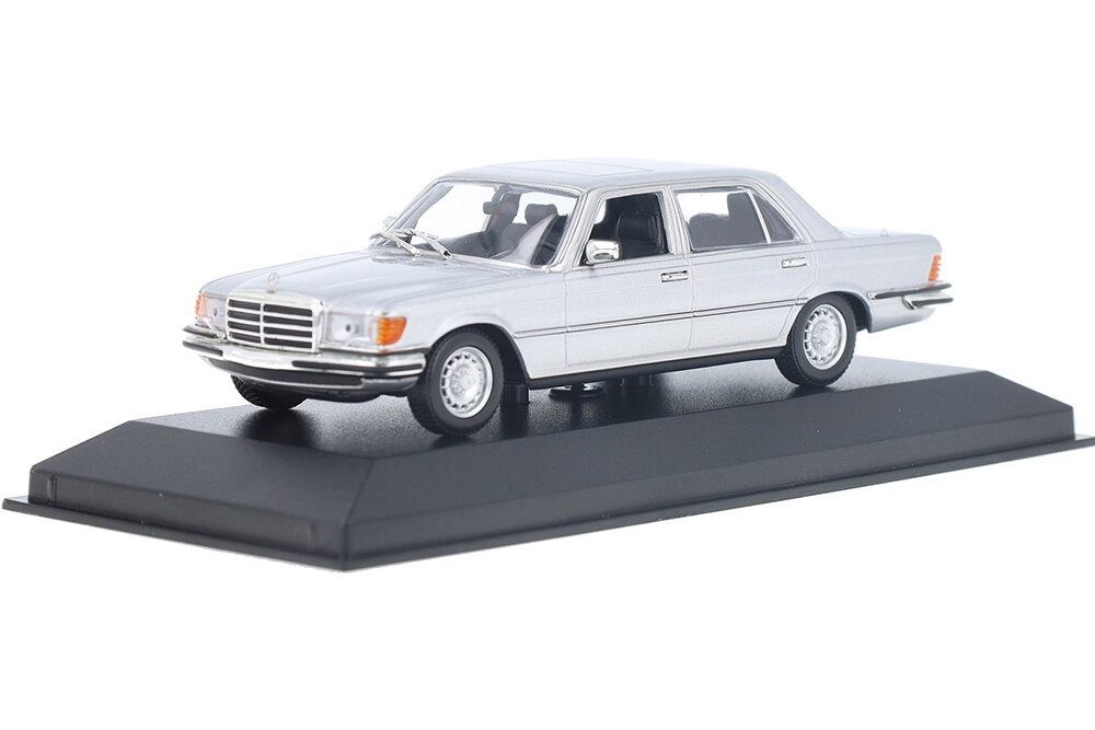 Модель коллекционная MAXICHAMPS Mercedes W116 450 sel 6.9 1976 silver