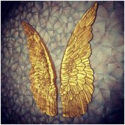 панно крылья ангела в интерьере