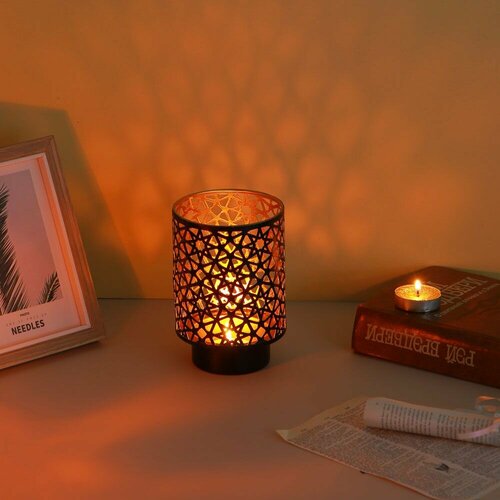 Подсвечник металлический 9х9х13 см 594₽