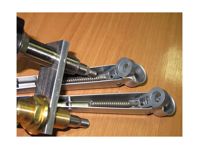 Рычаг стеклоочистителя, регулируемый 470-550 мм (Москва) — фото 1