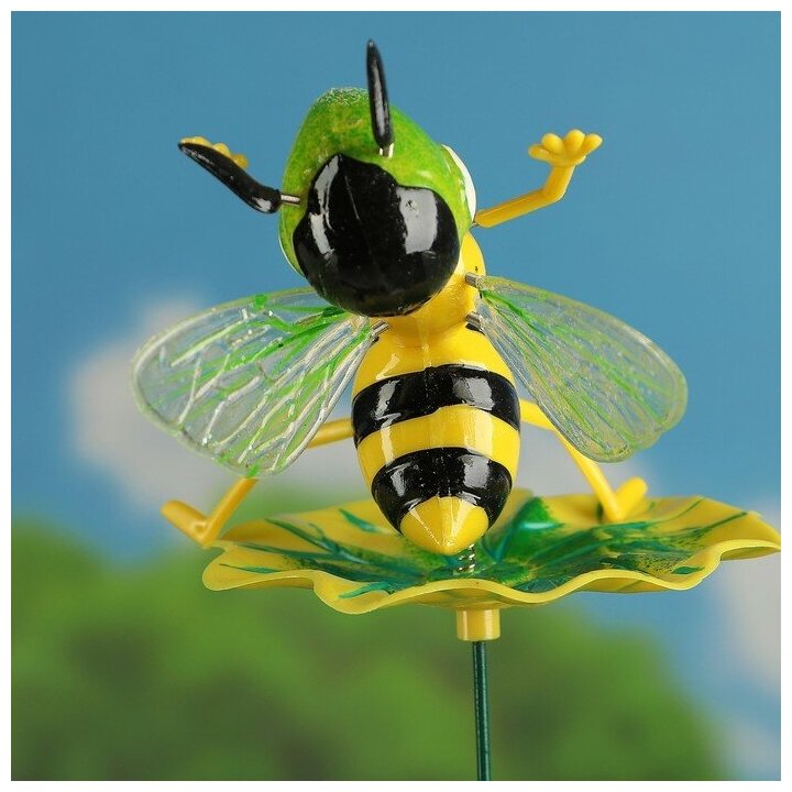 Штекер садовый, декоративный "Пчелка на листочке" 60см, 1003622 - фотография № 4