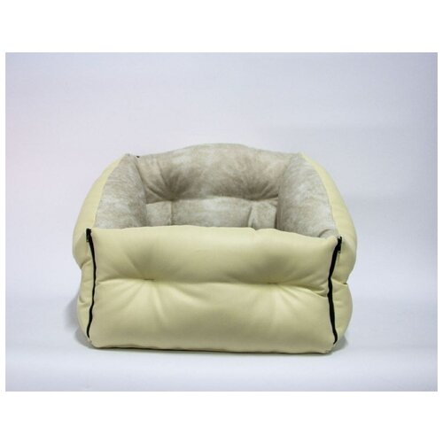 Автокресло для собак Favorito 55*55 см