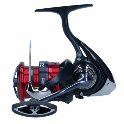 Daiwa Катушка безынерционная 23 NINJA LT 2000