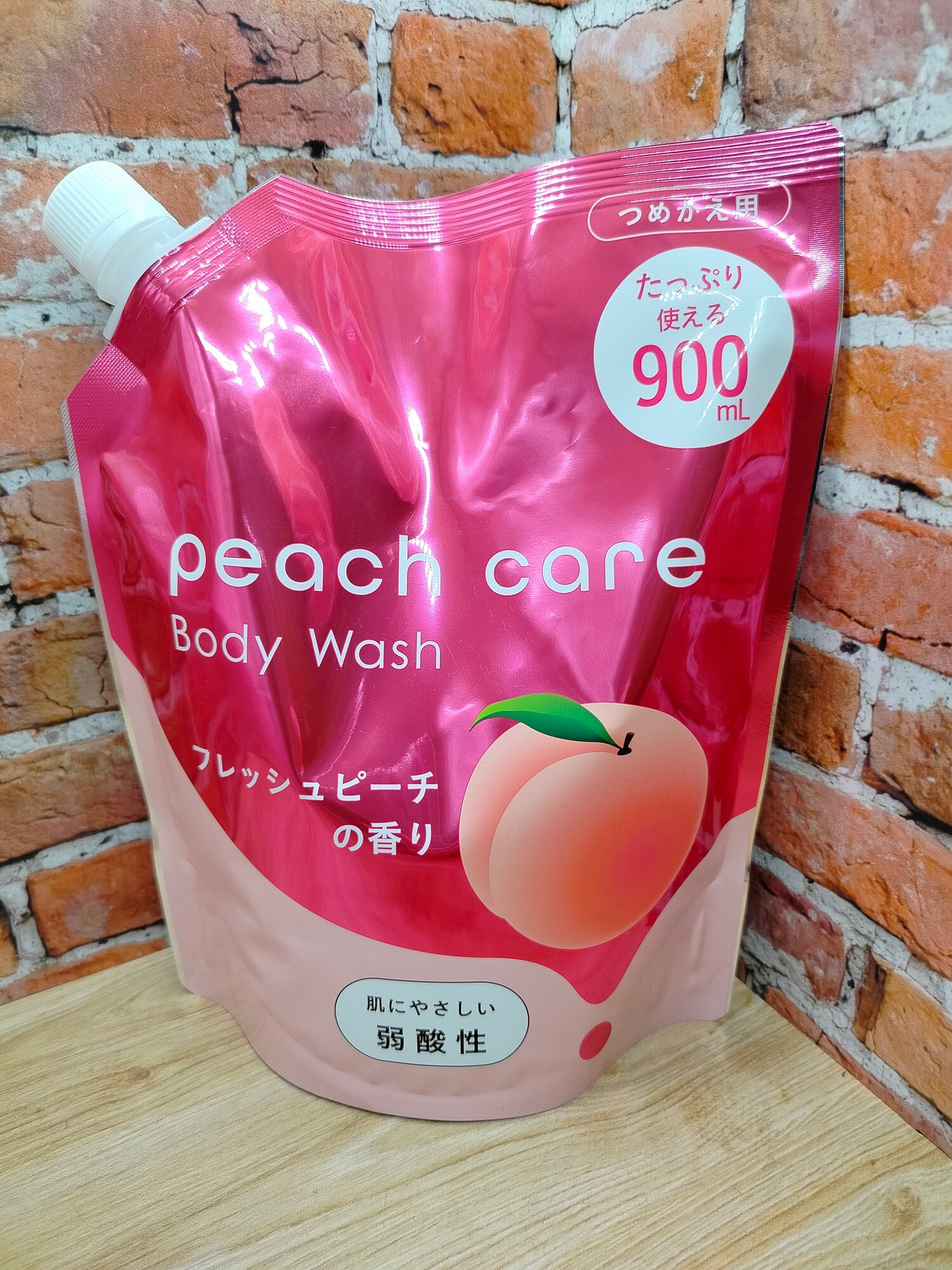 Rocket Soap Animo Peach Care Жидкое мыло для тела слабокислотное Персик 900 мл в мягкой упаковке