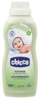 Концентрированный кондиционер для белья Цветочные объятия Chicco 0.75 л