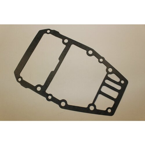 Прокладка двигателя/дейдвуда Suzuki DT 9.9, DT 15 л. с. Нижняя 52113-90L00-000