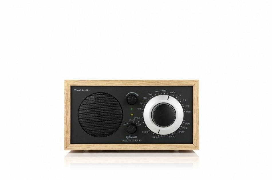 Радиоприемник Tivoli Model One BT, цвет: Дуб/Черный ( OAK/ Black )