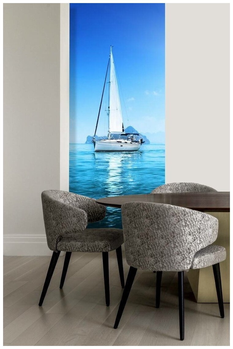 Самоклеящиеся фотообои "Яхта в голубом океане", размер: 90x210 см, эффект: отраженный