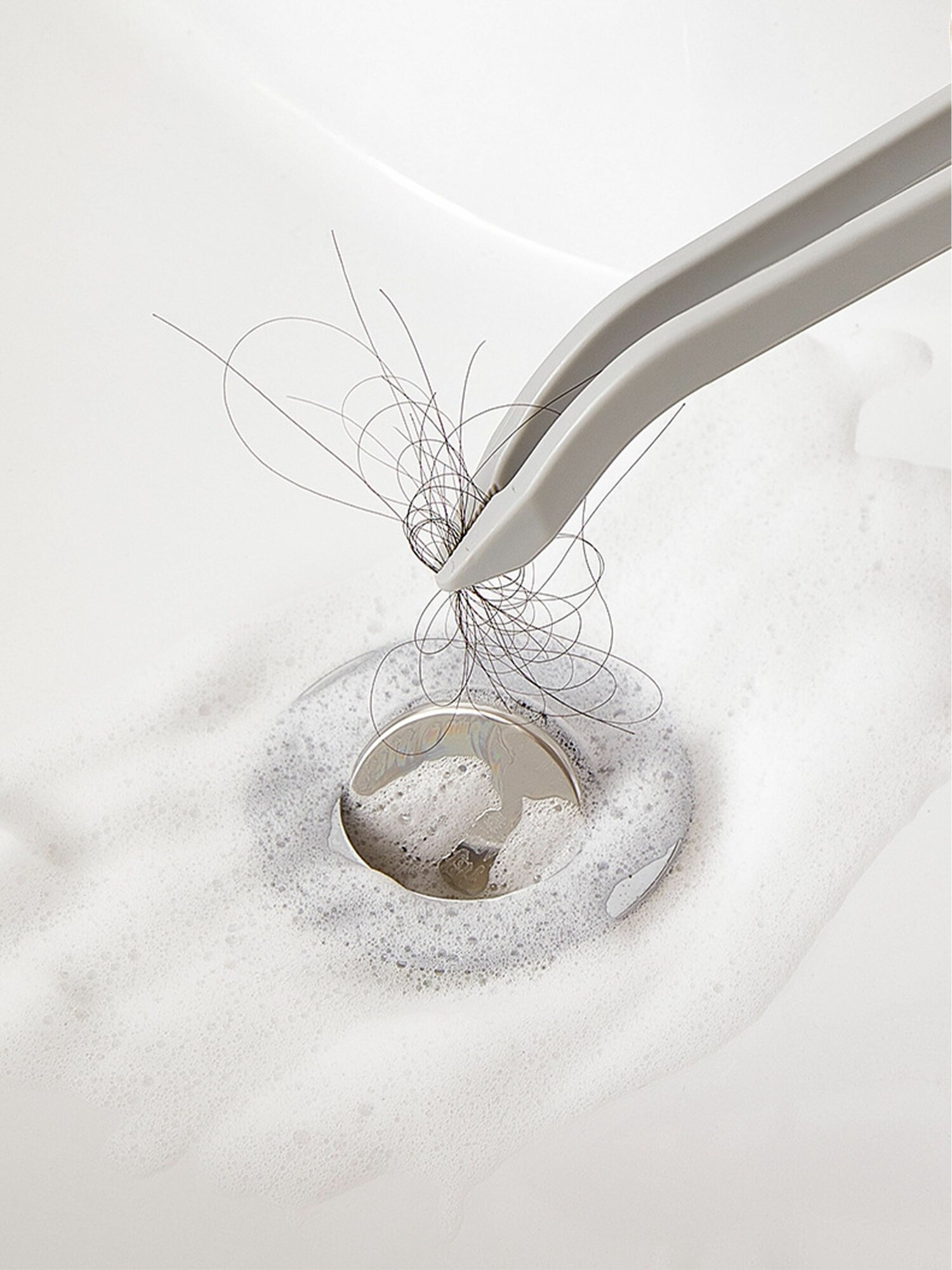 Щетка с пинцетом для уборки / Щетка для мытья раковины, ванной - фотография № 6