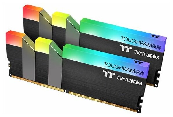 Модуль памяти 16GB Thermaltake DDR4 4400 Dimm Toughram RGB Black Gaming Memory Non-ECC, Cl19, 1.45V,