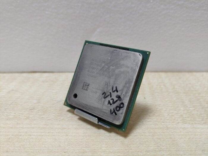 Intel Celeron (Pentium 4) 2,4 GHZ 128Kb 400 Mhz SL6VU NorthWood mPGA-478 OEM, 2,4 ГГц (400) ОЕМ версия