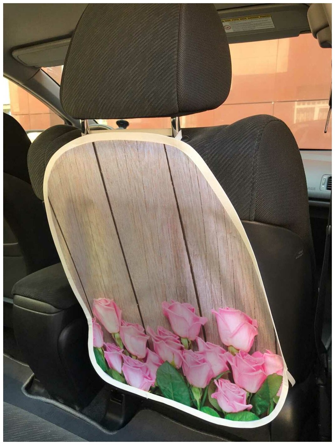 Защитная накидка JoyArty "Розы на деревянных досках" на спинку автомобильного сидения