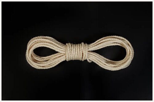 Изображение товара Веревка сизалевая белая диаметр 8мм, длина 20 м