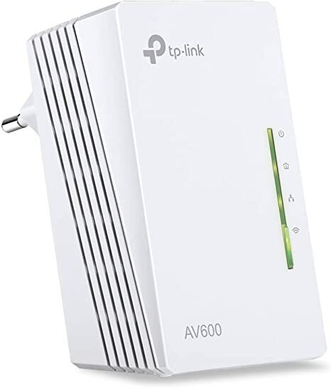 Сетевой адаптер TP-Link TL-WPA4220 AV600 Powerline Fast Ethernet