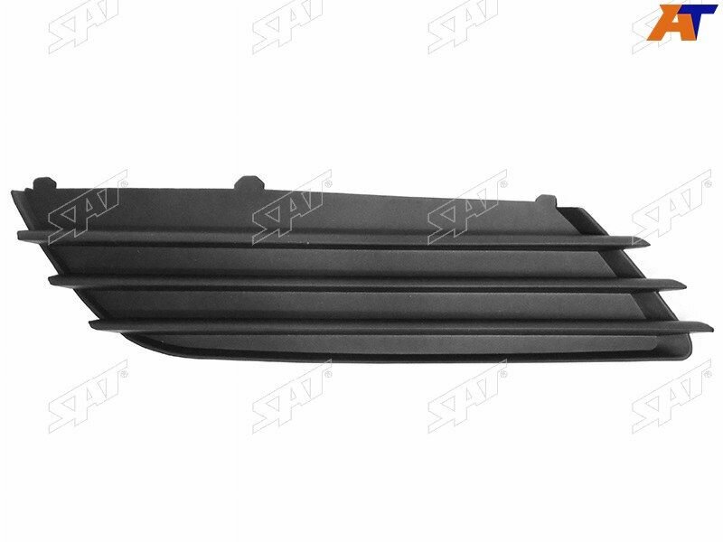 . SAT Заглушка в бампер OPEL ASTRA 04-07 Правая
