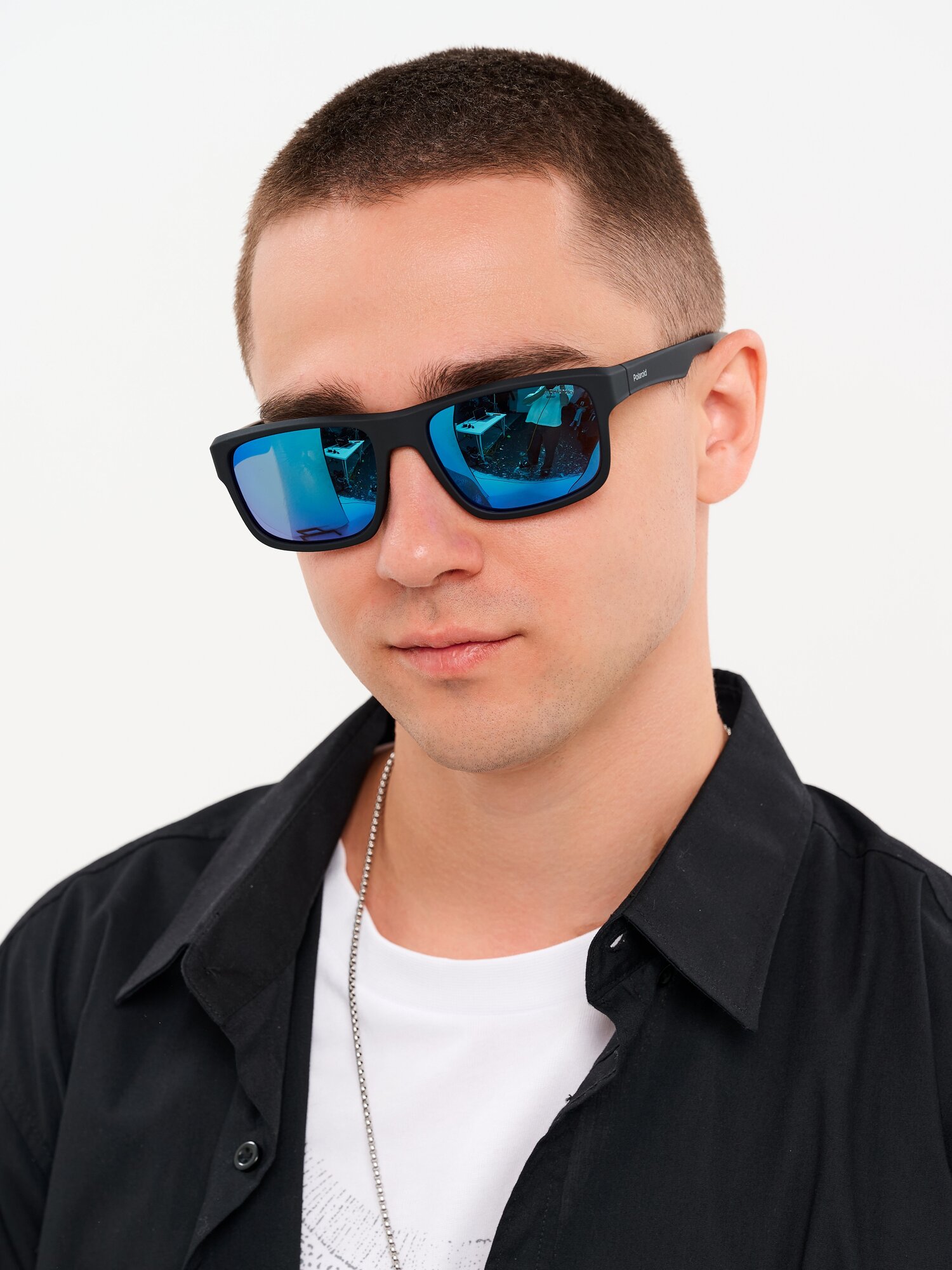 Солнцезащитные очки Polaroid — фото 1