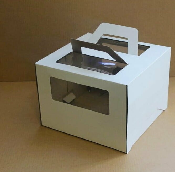 Коробка под торт 3 окна, с ручками, 28 х 28 х 20 см 5шт