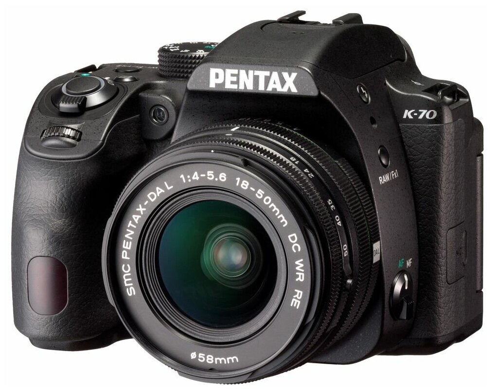 Зеркальный фотоаппарат Pentax K-70 + объектив DA L 18-50 WR черный