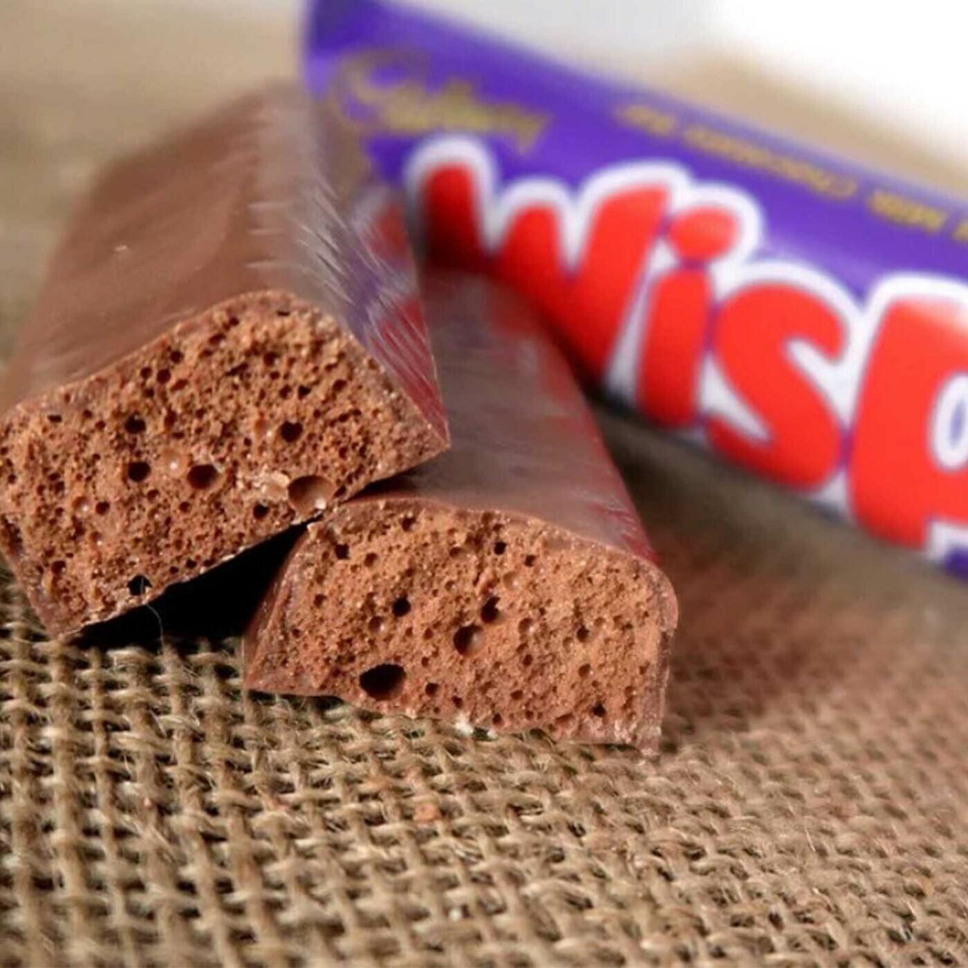 Шоколадный батончик Cadbury Виспа Wispa, 10 шт. по 36 гр. - фотография № 2