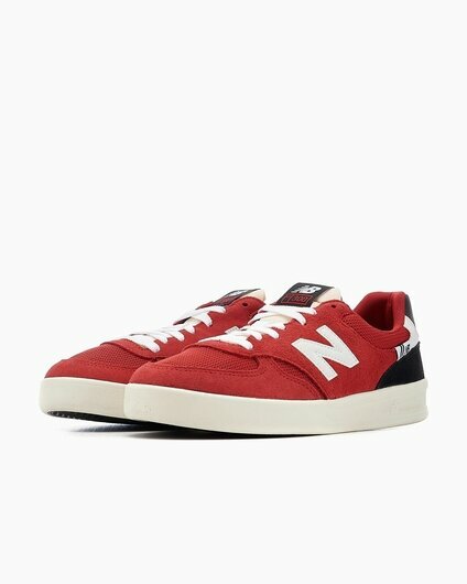 Кроссовки New Balance 300, размер 43 EU, красный