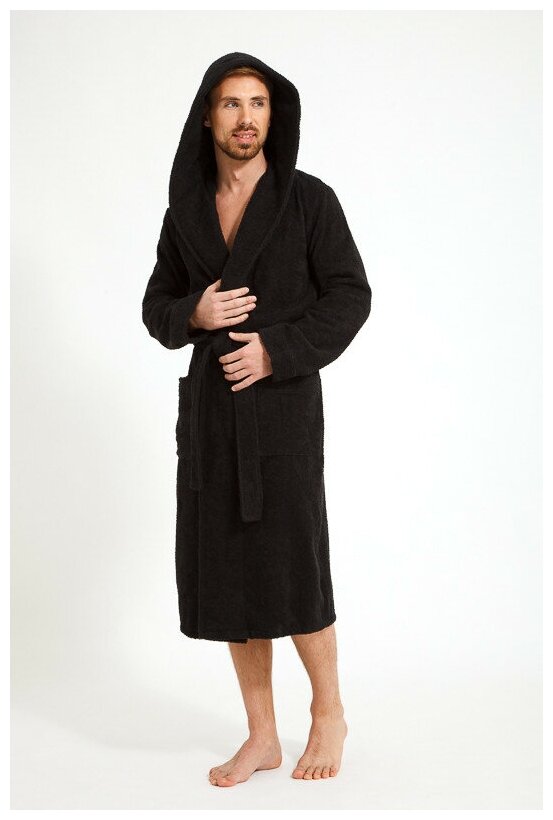 Мужской махровый черный халат с капюшоном - фотография № 3