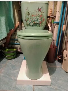 Изображение товара Подставка-пьедестал для унитаза универсальная 33х37, высота 6см.