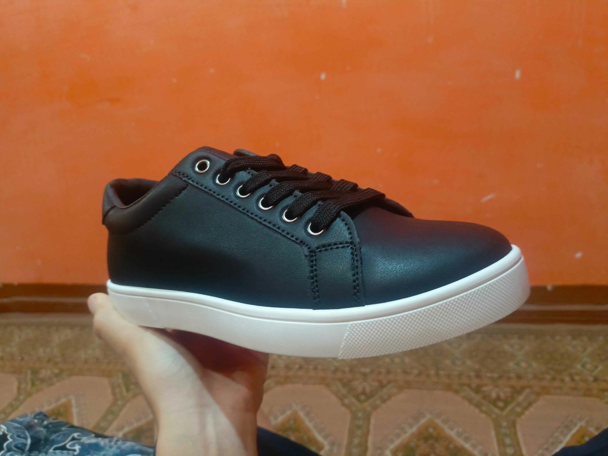 Кристиан Лубутен, эркаклар кроссовки, Хитоярджимо Кристиан Лубутен, эркаклар кроссовки, Хитоярджимо — фото 1