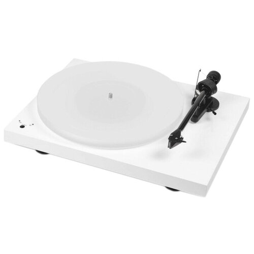 Проигрыватель винила Pro-Ject DEBUT III DC ESPRIT RED OM10 без фонокорректора