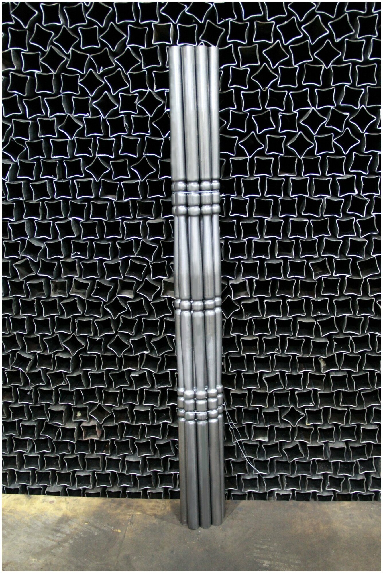 Набор балясин кованых металлических Royal Kovka, 9 шт., диаметр 25 мм, круглые окончания диаметром 25 мм, арт. 25.5 КА.КР 9 - фотография № 2