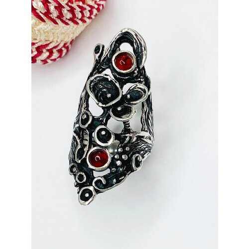 Перстень SADAF серебро, 925 проба, родирование, чернение, оксидирование, гранат, размер 18.5