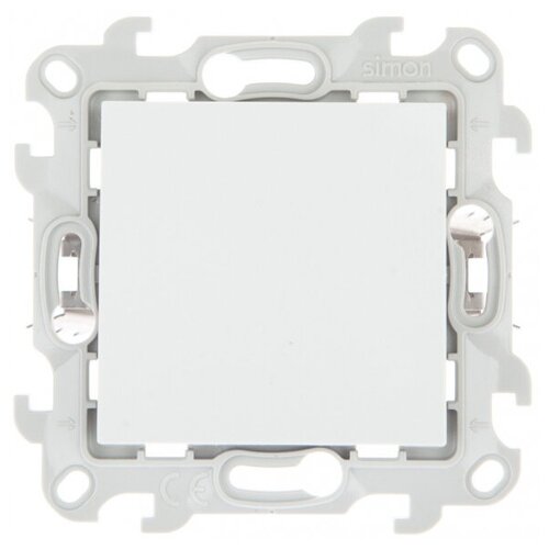 Кнопочный выключатель 10A 250В~ белого цвета с безвинтовым соединением и системой Push&Go Simon 24 Harmonie