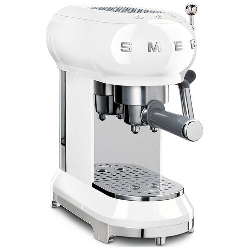 Кофемашина SMEG ECF01WHEU 5999000₽