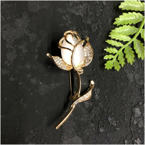 Брошь Wuliangye Yibin, белый, золотой