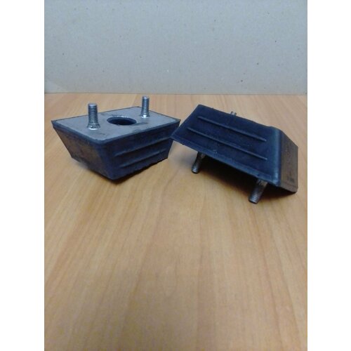 Подушки двигателя передние 3102-1001020 на Газель, Соболь, Волга. Комплект из 2-х штук. Волжский