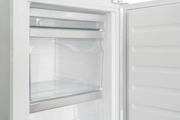 Встраиваемый холодильник Kuppersberg KRB 19369 - фотография № 8