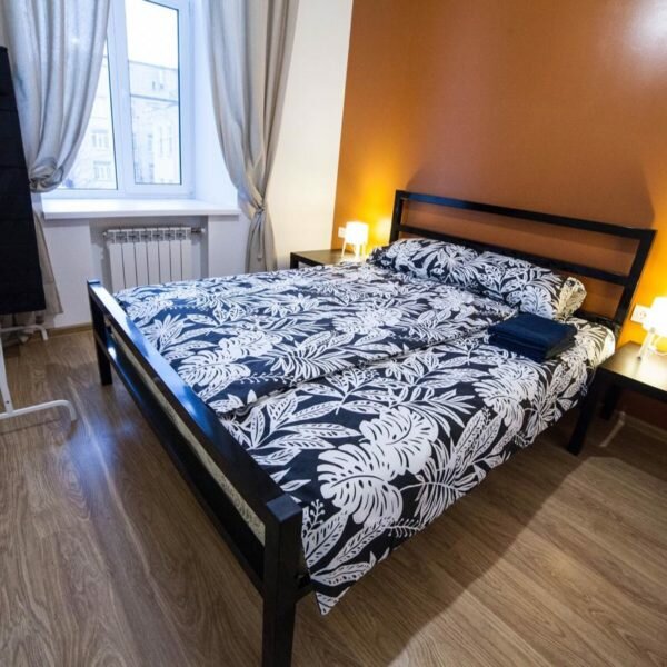 фото Металлическая двуспальная кровать "Олимп 10" цвет черный 160 на 200 ЮКА Мебель